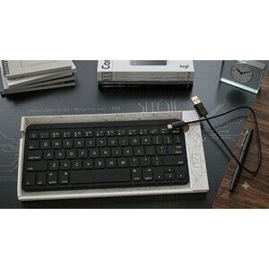 Logitech Ultrathin Keyboard Cover iPad 2 3 Bluetooth Y‑R0032 Black NEW In Box